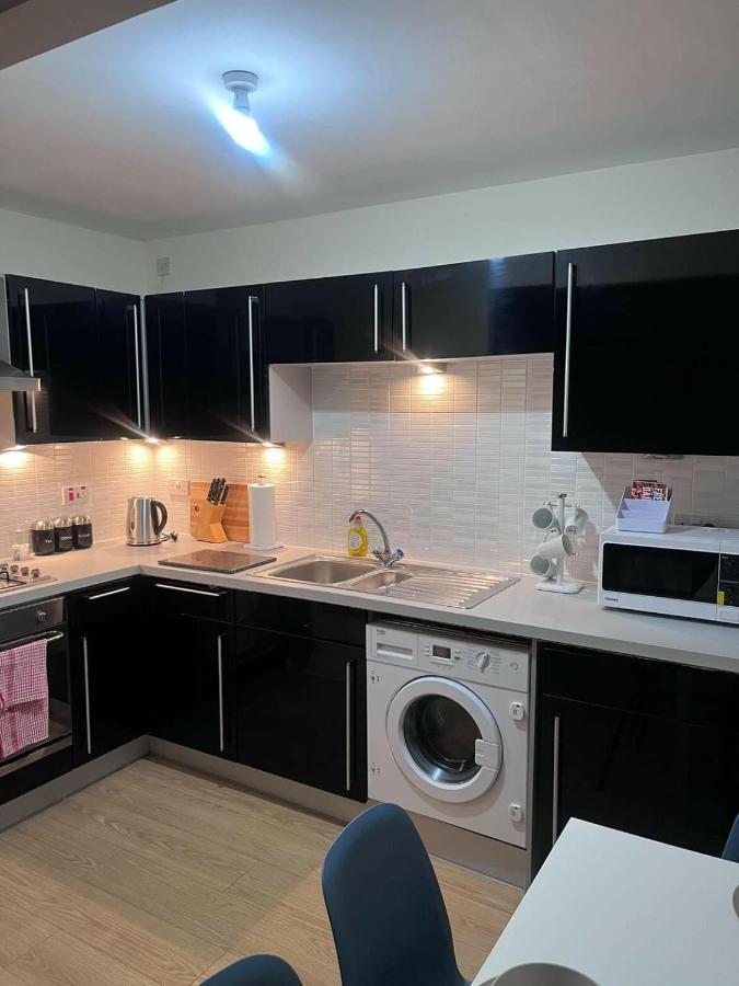 Apartamento Shelly'S Place Glasgow Exterior foto